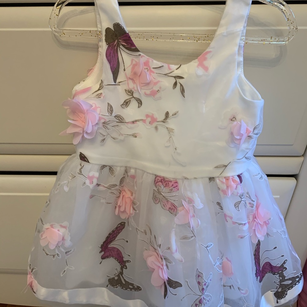 Girls dress